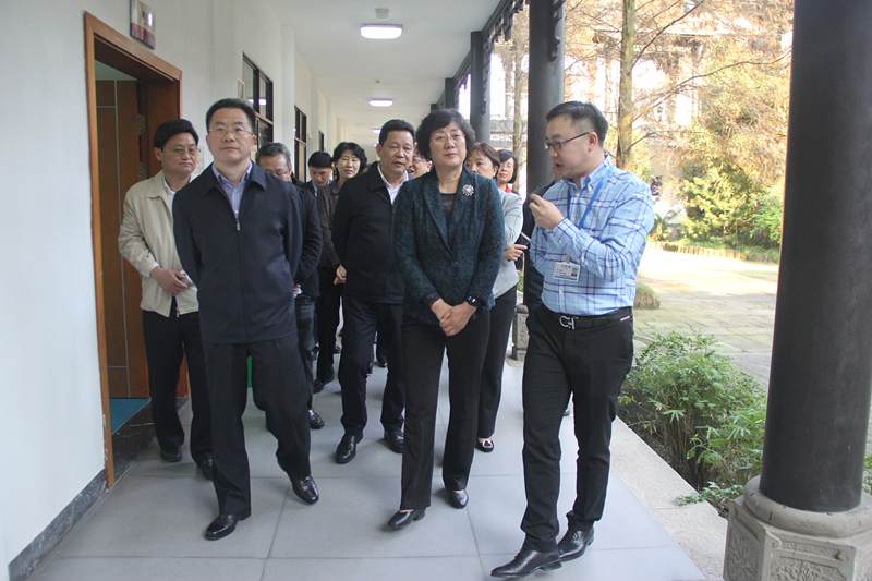 1548920415517055593.jpg 呂彩霞.jpg