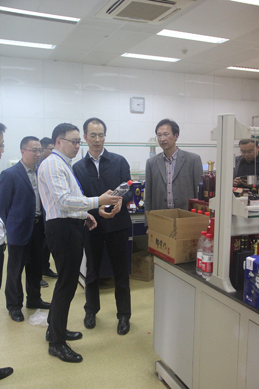 1555569742065063302.png 向可華.png